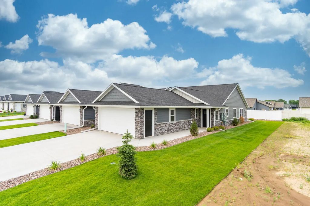 1623 Red Clover St, Holmen
