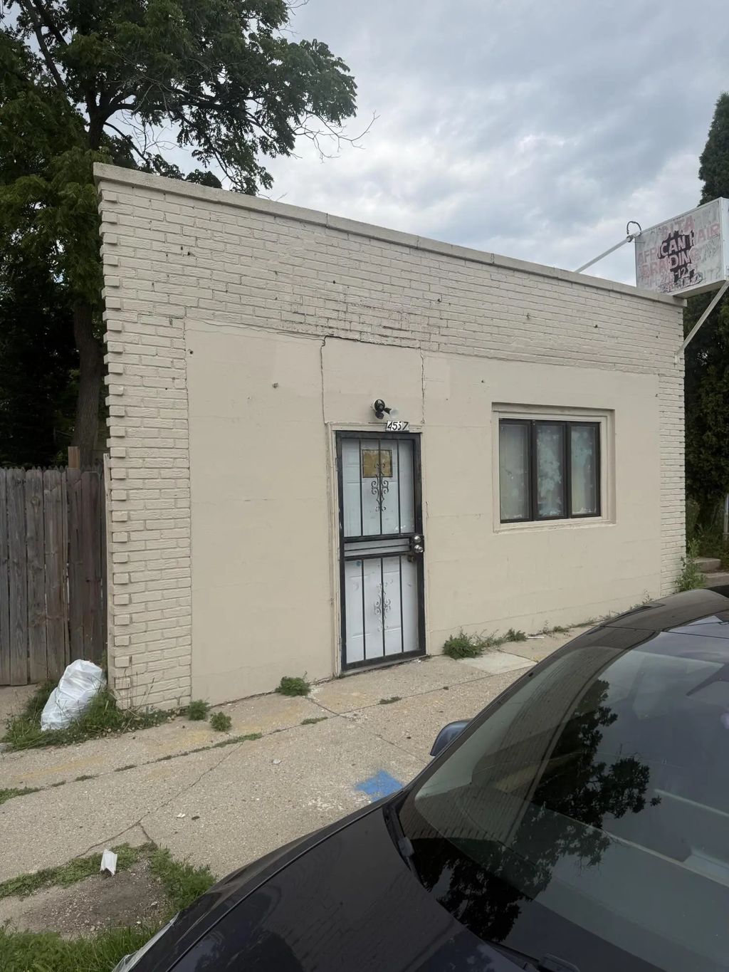 4557 N Hopkins Ave, Milwaukee
