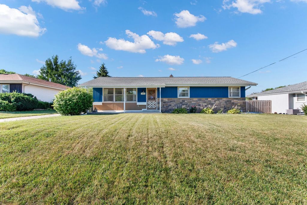 5704 Bradford Ave, Caledonia