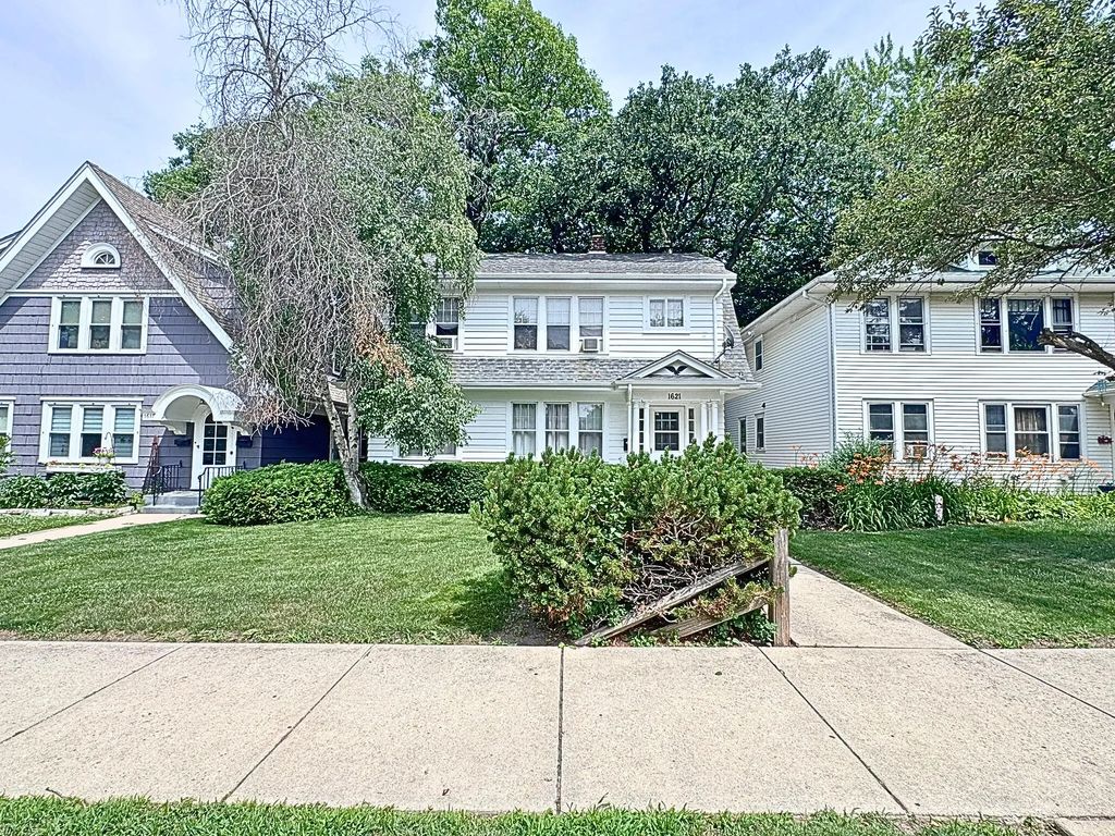 1621 Blaine Ave, Racine