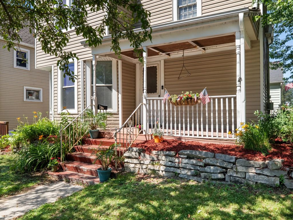 436 N 7th St, Manitowoc