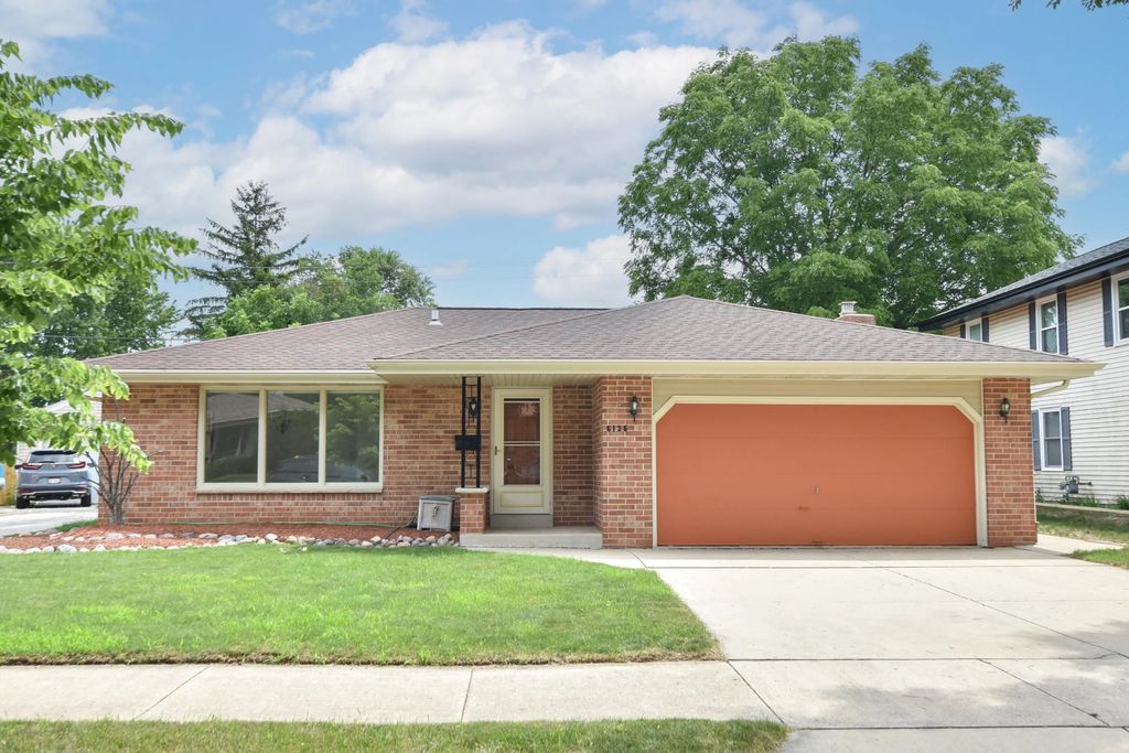 6126 S Merrill Ave, Cudahy
