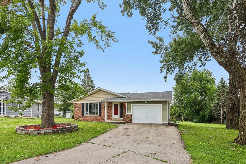 400 Mary Ln, Horicon