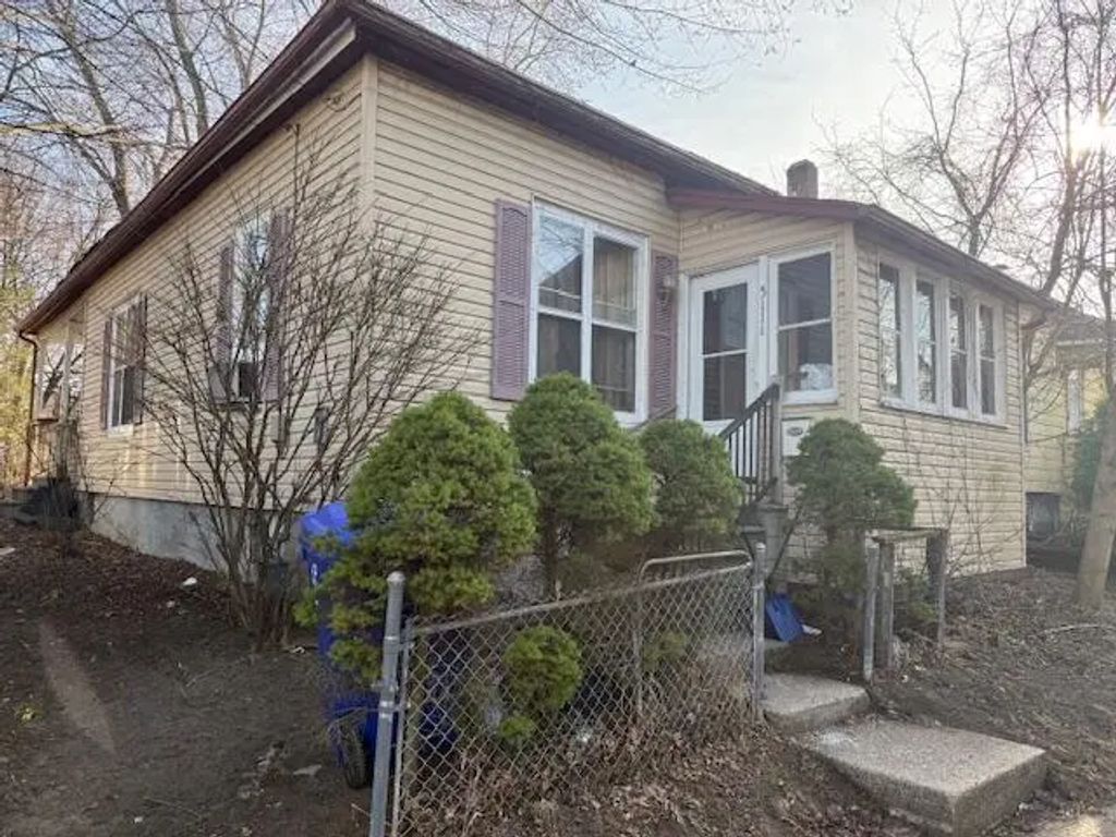 511 66th St, Kenosha