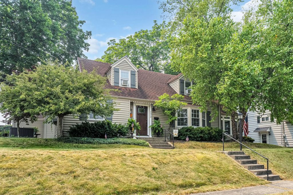173 W Highland Ave, Burlington