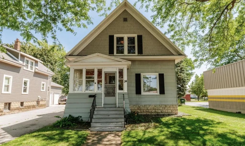34 W Scott St, Fond Du Lac