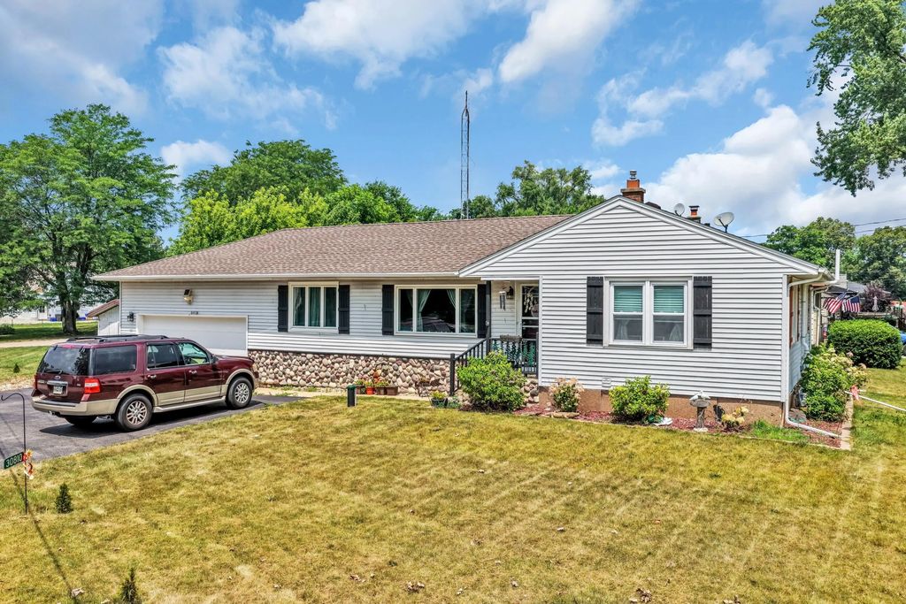 30810 Weiler Rd, Burlington