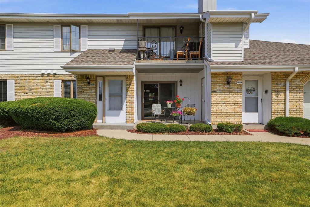 1440 Fox Tail Dr 103, Mount Pleasant