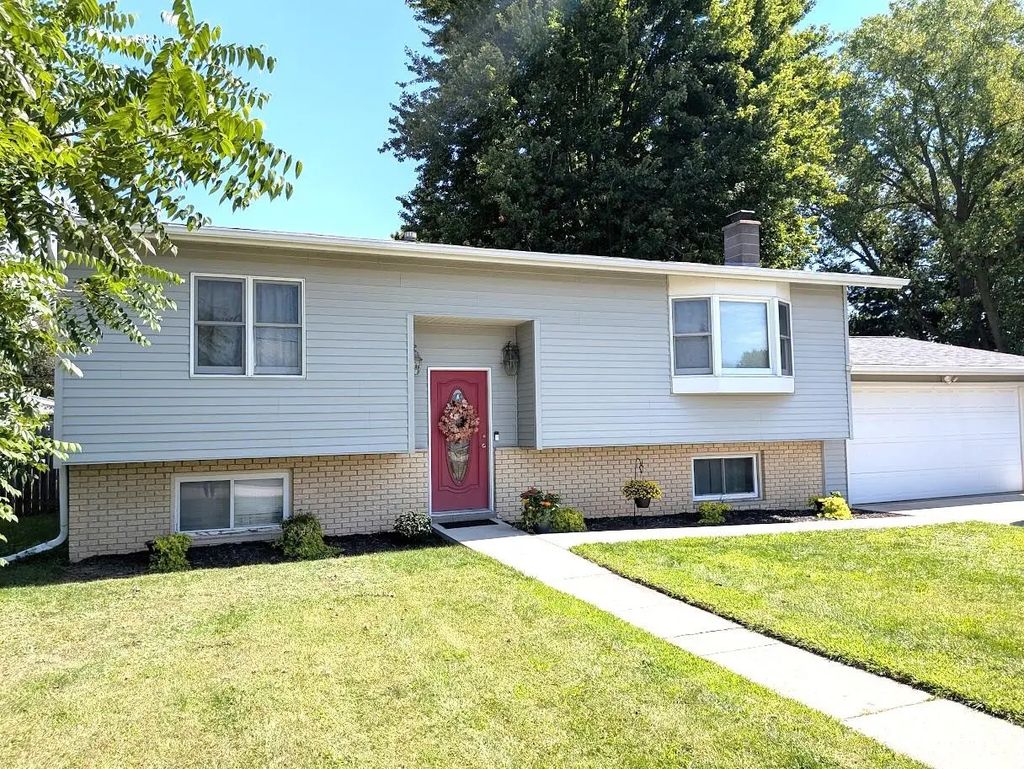 209 West Ave, Holmen