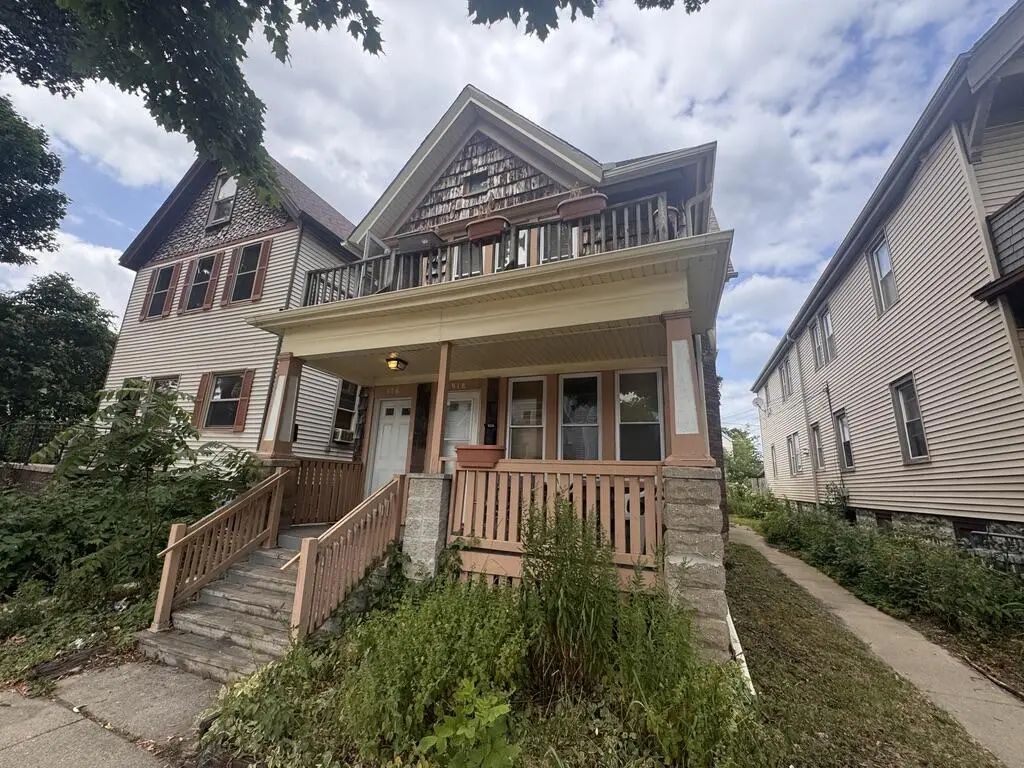 916 E Meinecke Ave 918, Milwaukee
