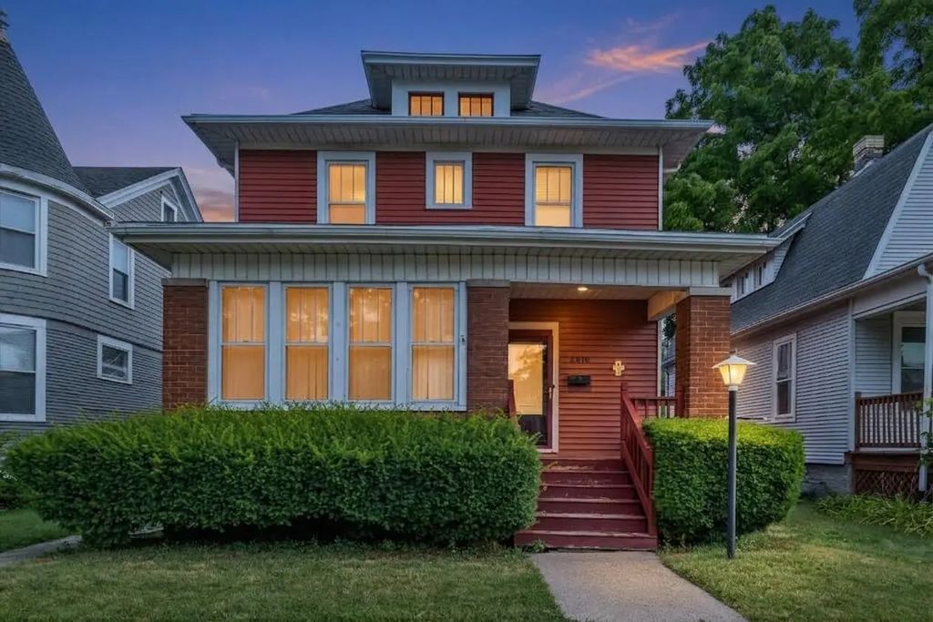 2816 Wright Ave, Racine
