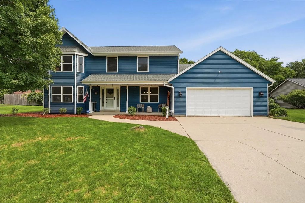 W140s7444 Settler Way, Muskego