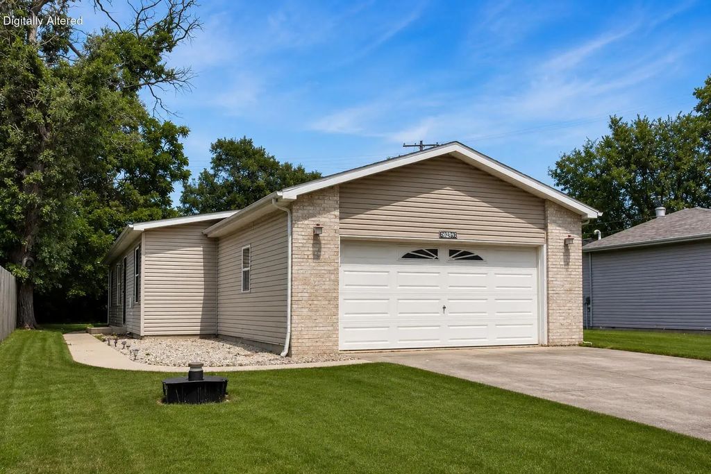 30450 76th St, Salem Lakes