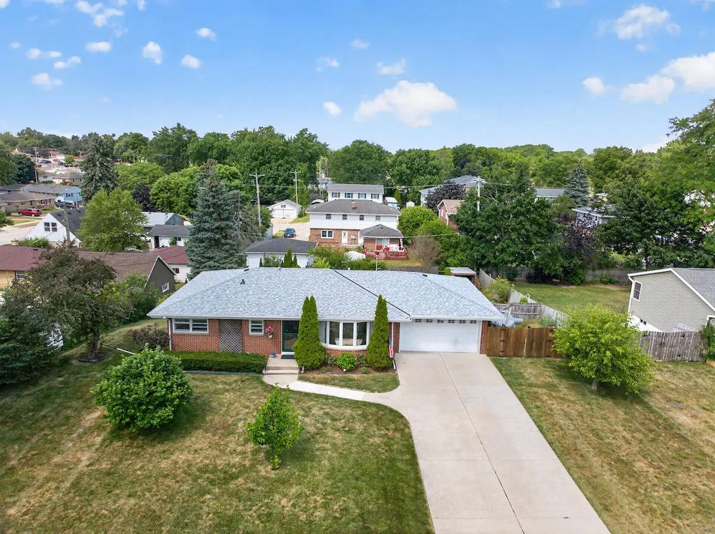 704 Roosevelt Ave, Mount Pleasant