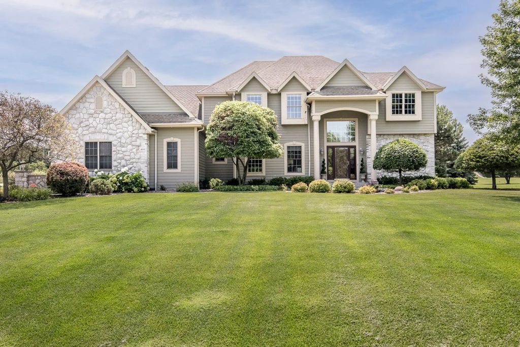 N16w29803 Brookstone Cir, Delafield