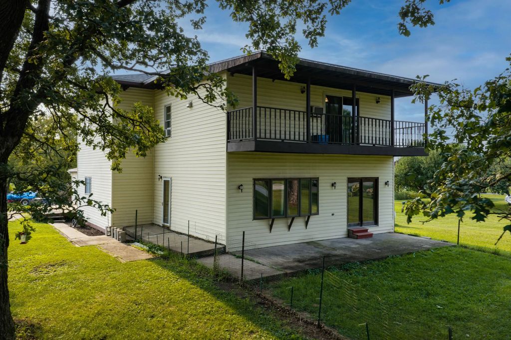 13423 County Highway B -, Sparta