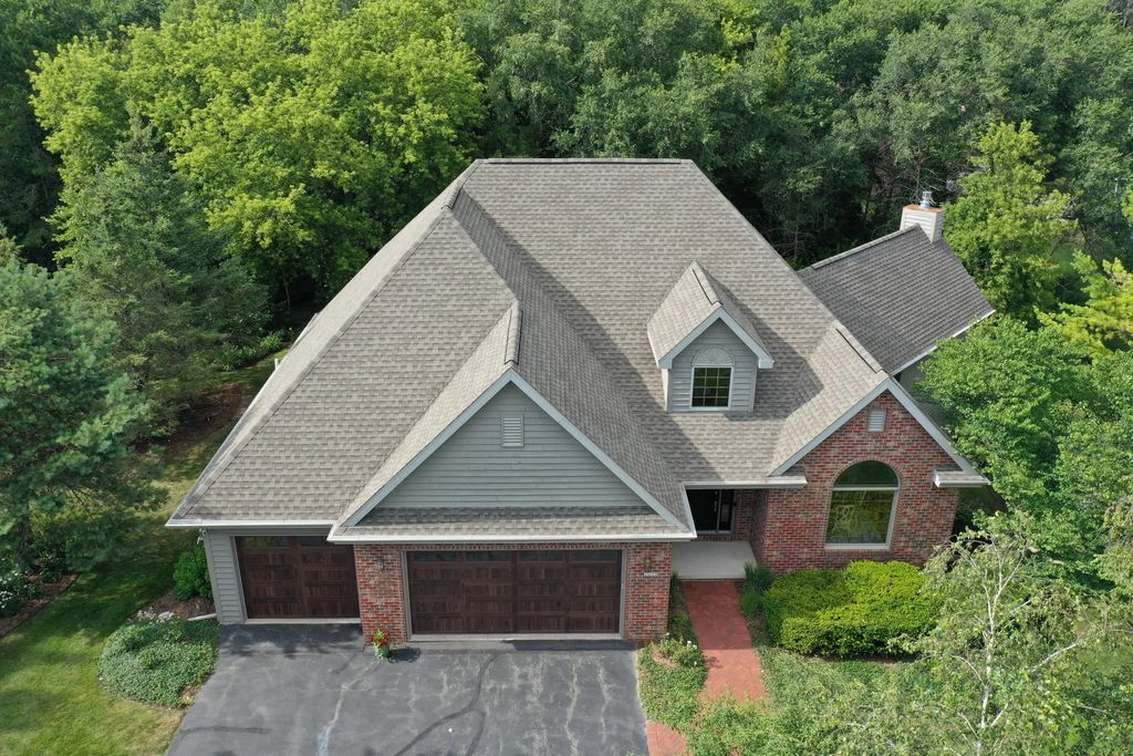 14126 Autumn Ridge Dr, Liberty