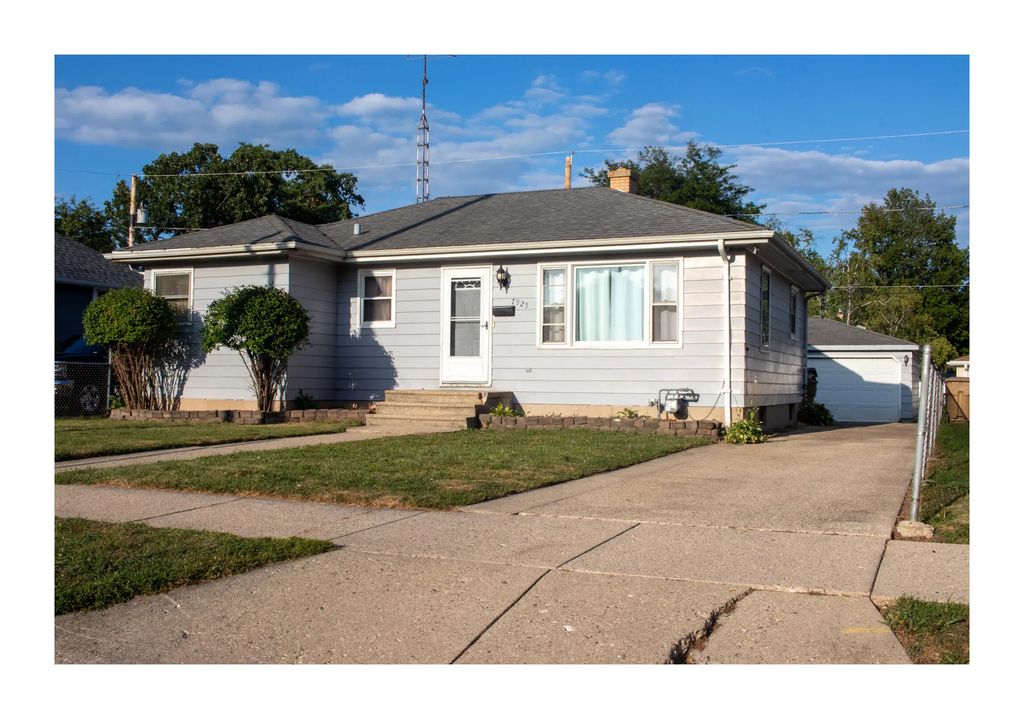 7925 45th Ave, Kenosha