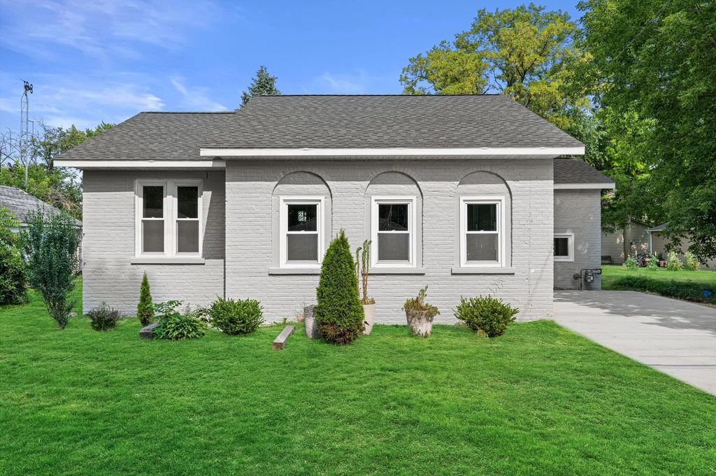 9013 26th Ave, Pleasant Prairie