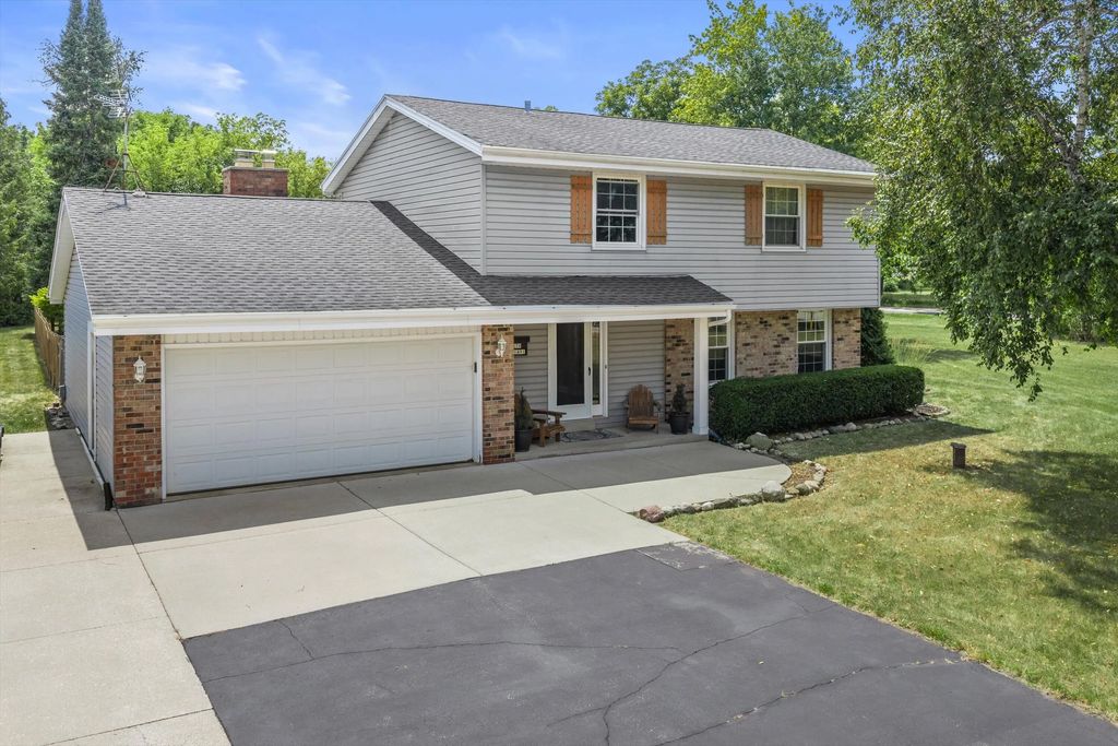 S79w31491 Green Meadow Dr, Mukwonago