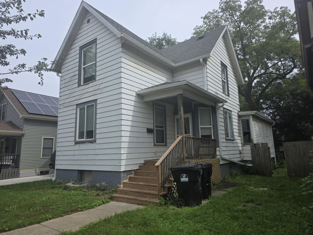 1435 Villa St, Racine