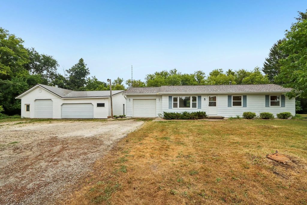 N5360 Bakertown Dr, Concord