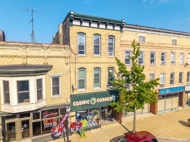 335 Main St, Racine