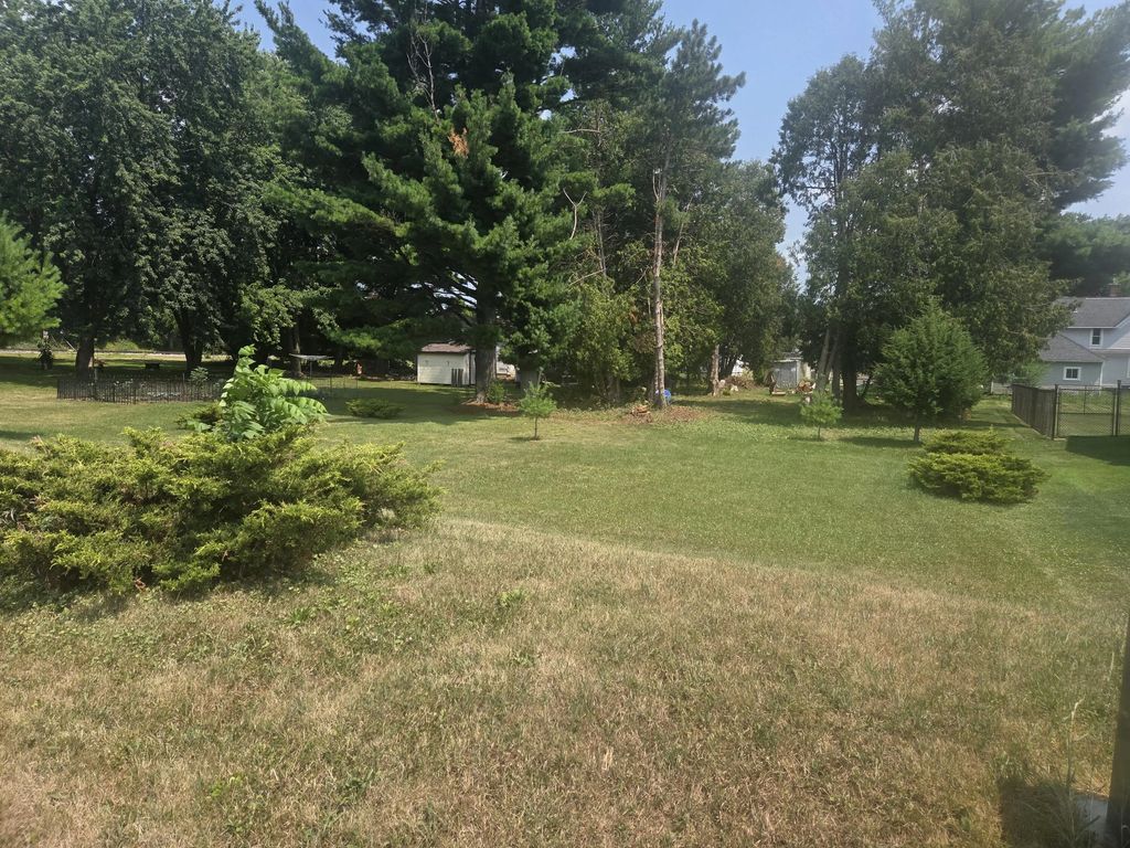 409 Clinton St, Horicon