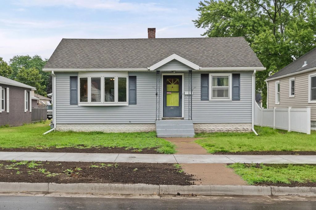2113 16th St S, La Crosse