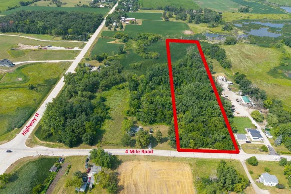 10112 4 Mile Rd 10132, Caledonia