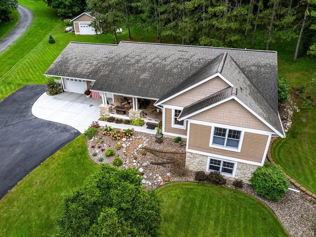 N5540 Moos Rd, Onalaska