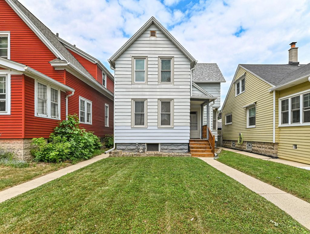 714 Marshall Ave, South Milwaukee