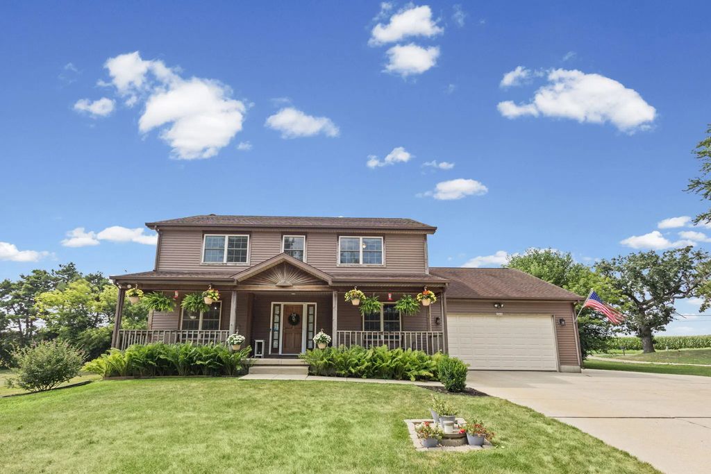 N1510 S Geneva Ave, Linn