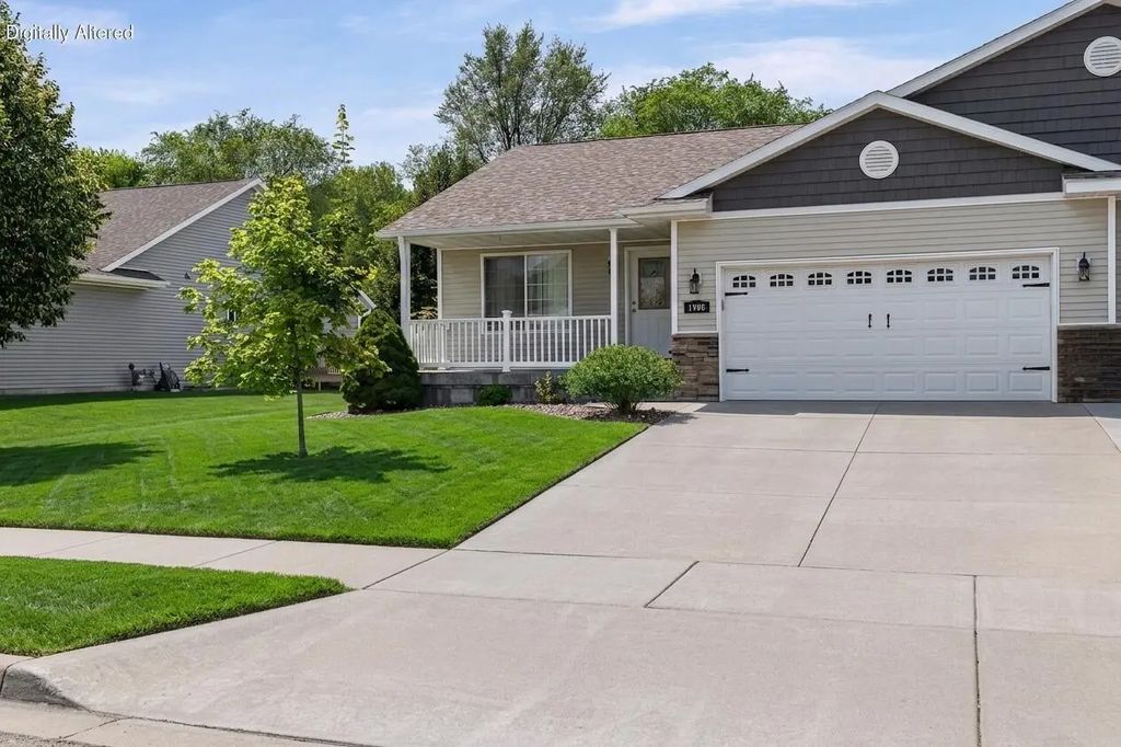 1906 Crooked Ave, Holmen