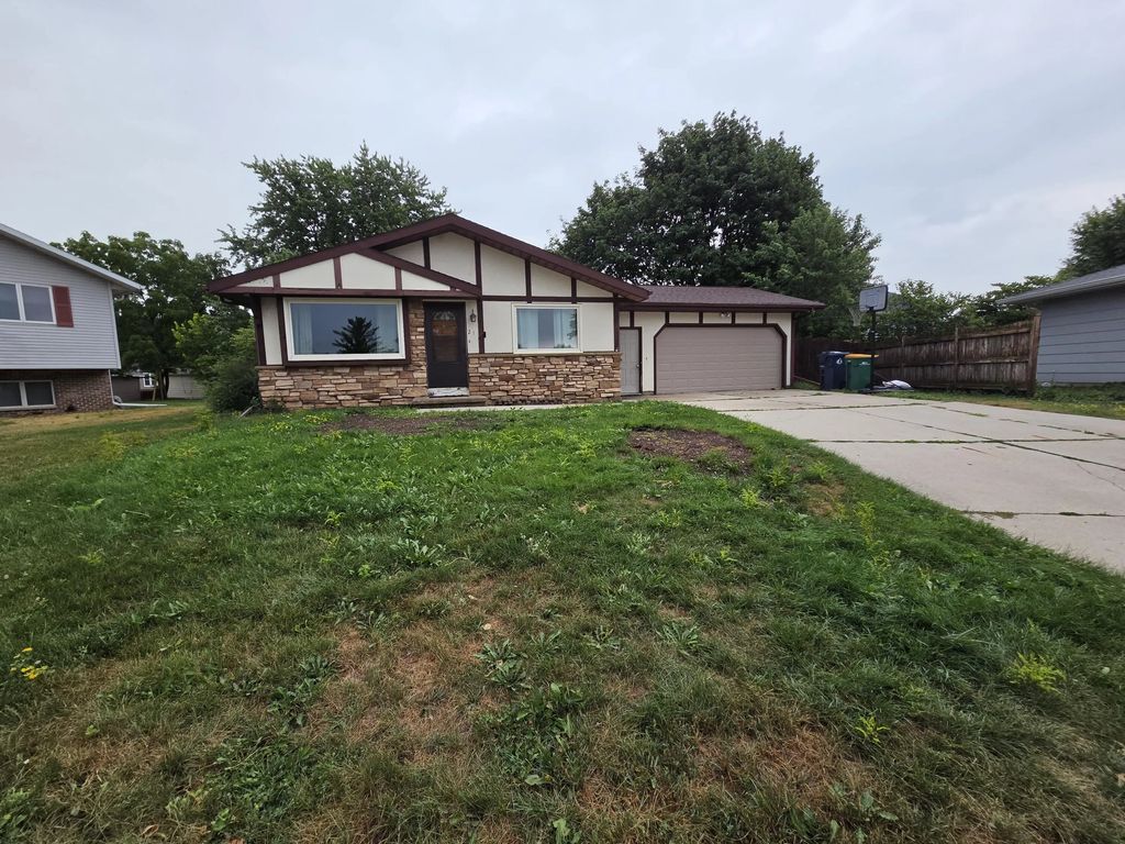 21 Emerald Ct, Fond Du Lac