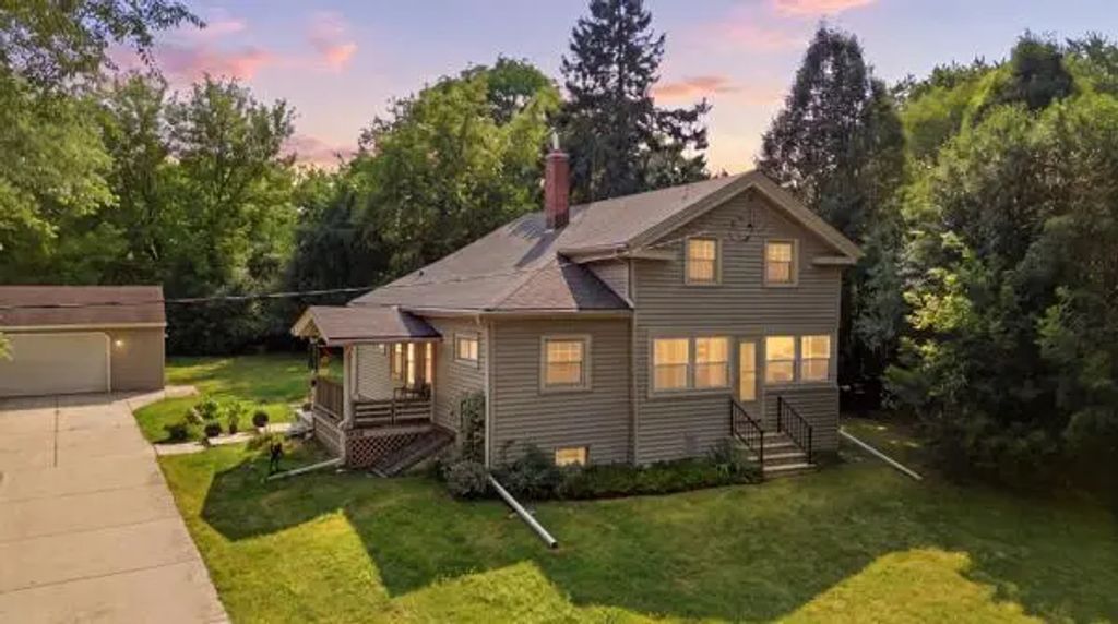 14145 W Lisbon Rd, Brookfield