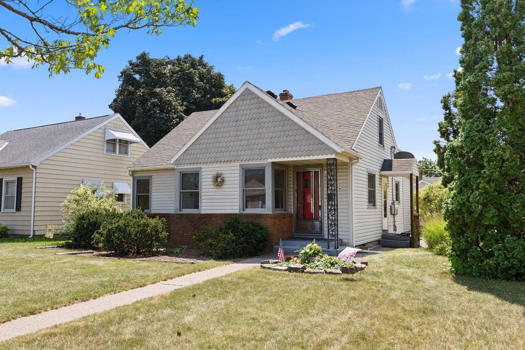 1320 Hyde Ave, La Crosse