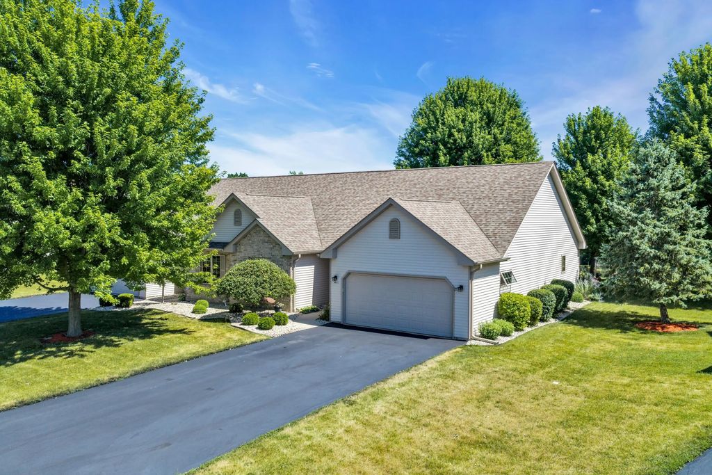 4807 Kingdom Ct, Caledonia