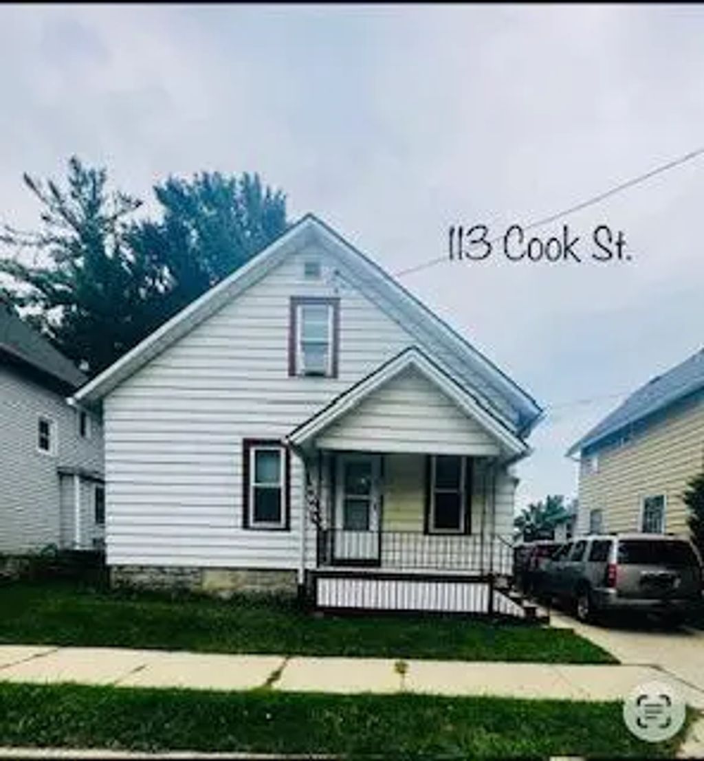 113 Cook St, Waukesha
