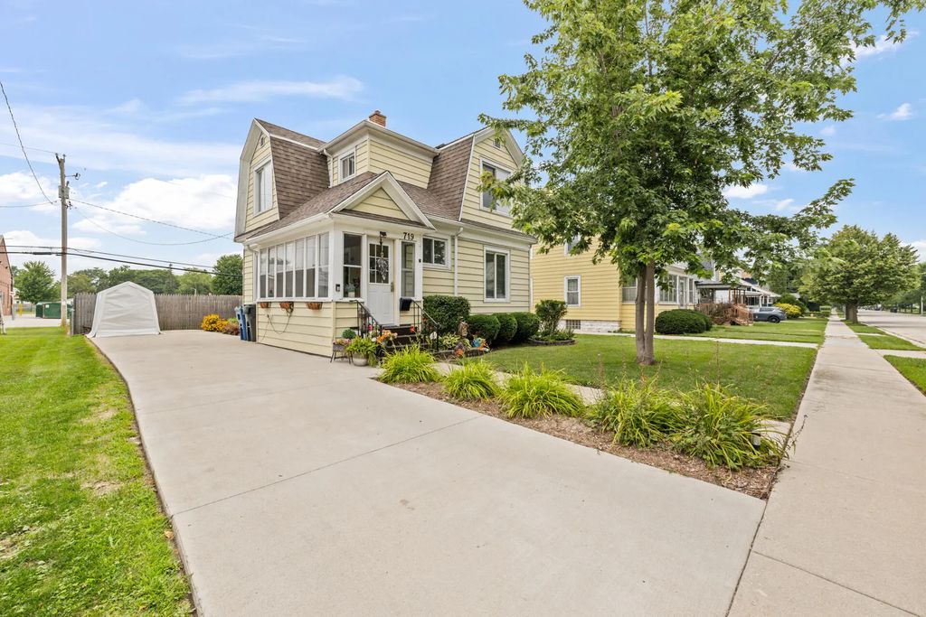 719 Michigan Ave, North Fond Du Lac
