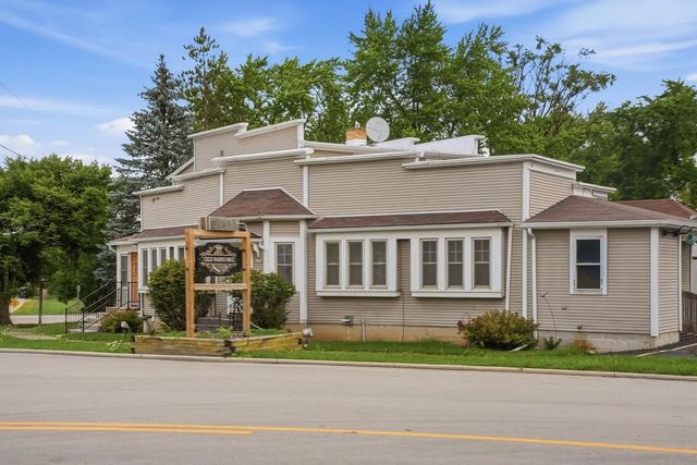 3498 State Road 33 -, Newburg