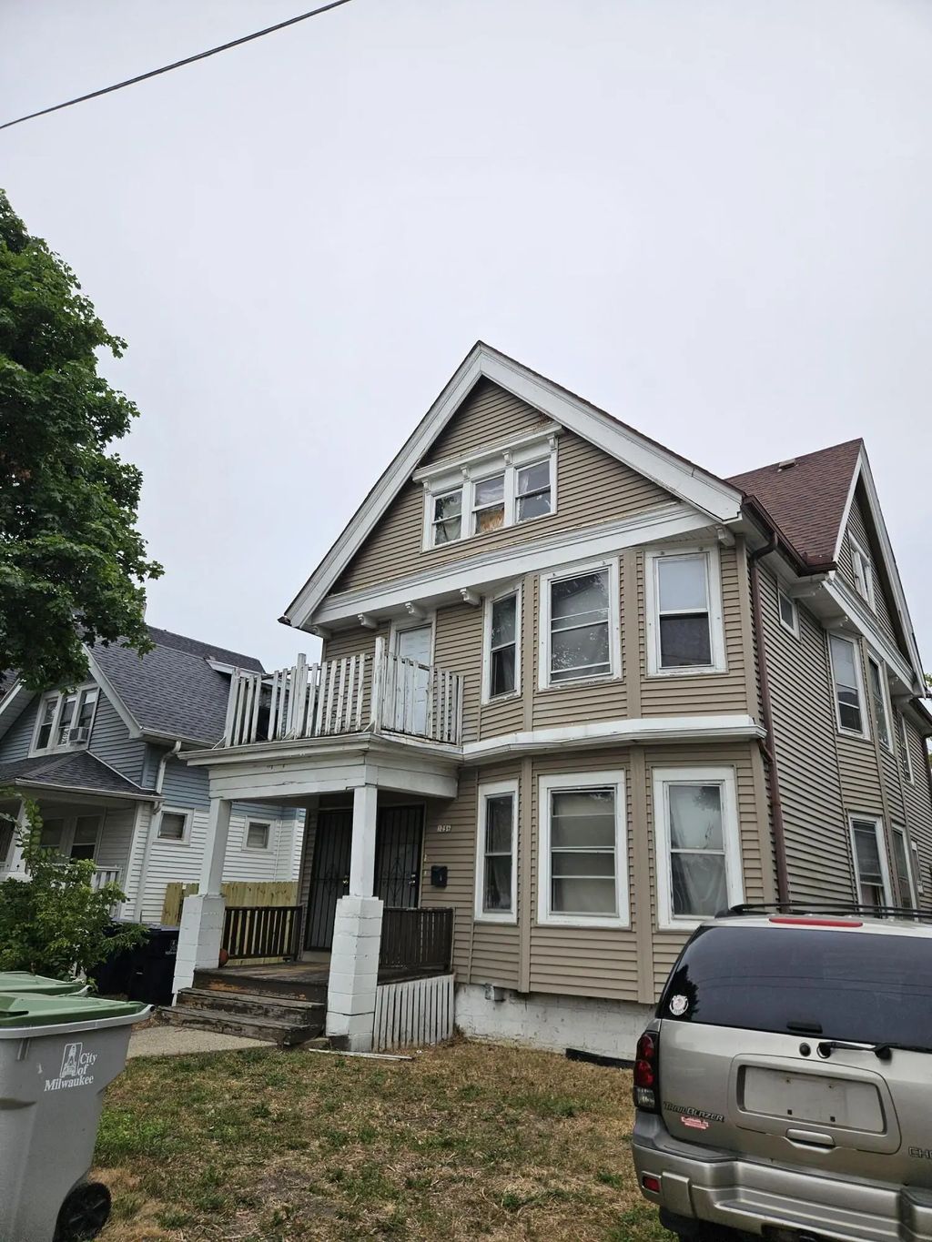 3256 N 17th St 3258, Milwaukee