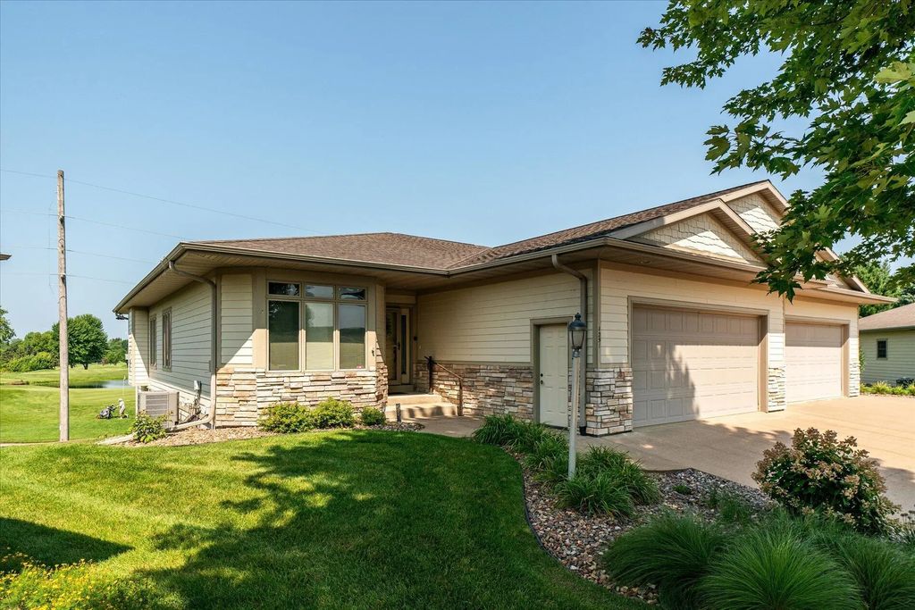 1251 Bentgrass Ct, Onalaska