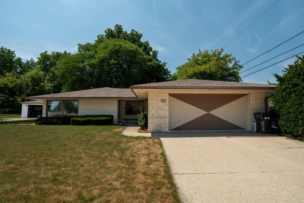 1210 18th Ave, South Milwaukee