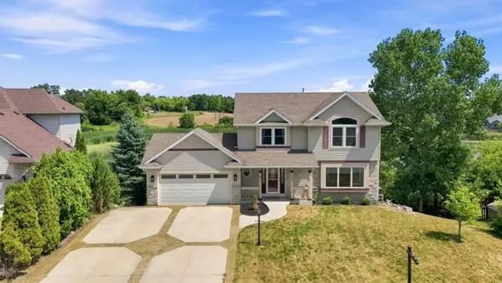 9334 Millstone Dr, Mount Pleasant