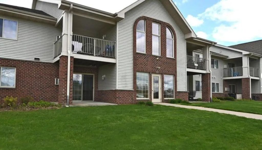 W1060 Marietta Ave 114, Ixonia