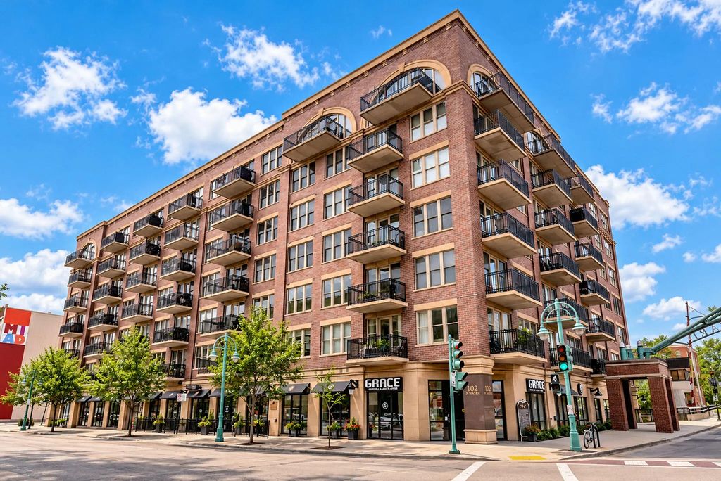 102 N Water St 706, Milwaukee