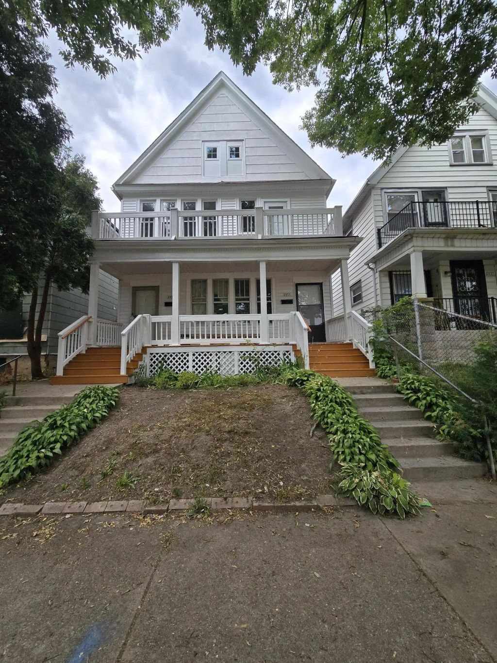 2833 N 18th St 2835, Milwaukee