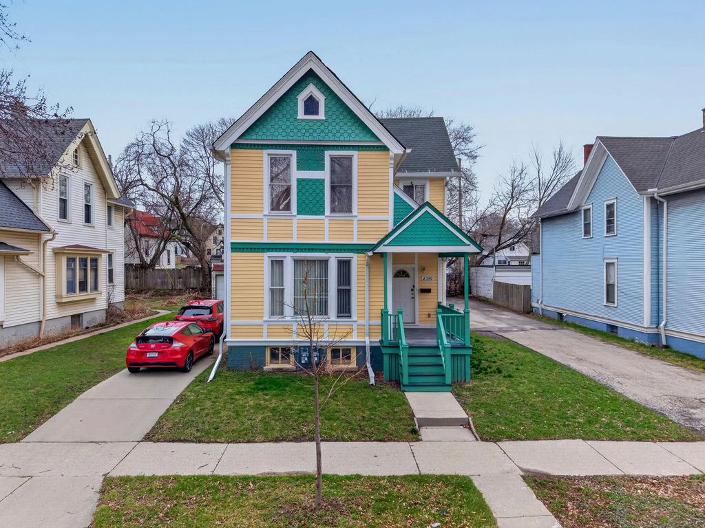 2330 N Palmer St, Milwaukee
