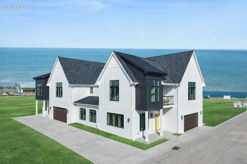 498 Bastle Wynd - 10, Port Washington